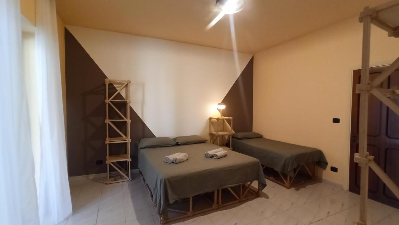 Casa Base Hotel Бари Екстериор снимка