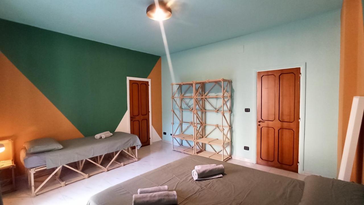 Casa Base Hotel Бари Екстериор снимка